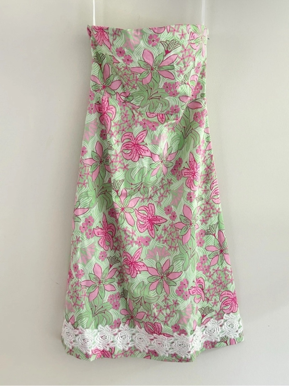 Lilly Pulitzer | Corrina Dress Size 6 Green Clover Strapless Cotton - Picture 2 of 14